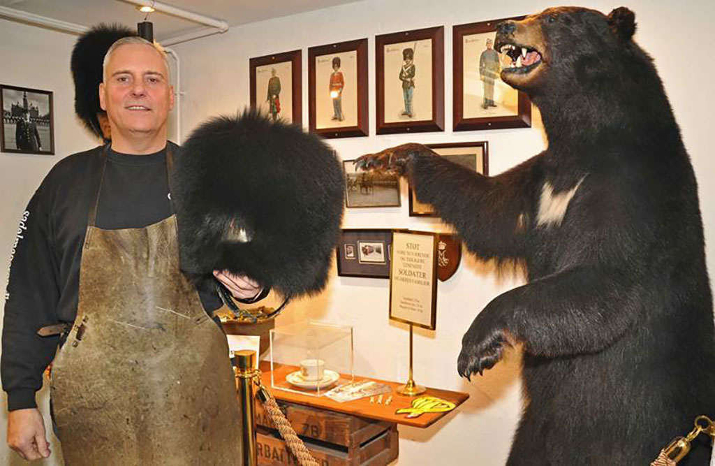 Bearskins used in 14 countries