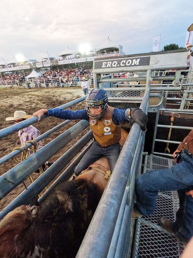 bull rider Benjamin Shaw in the chute